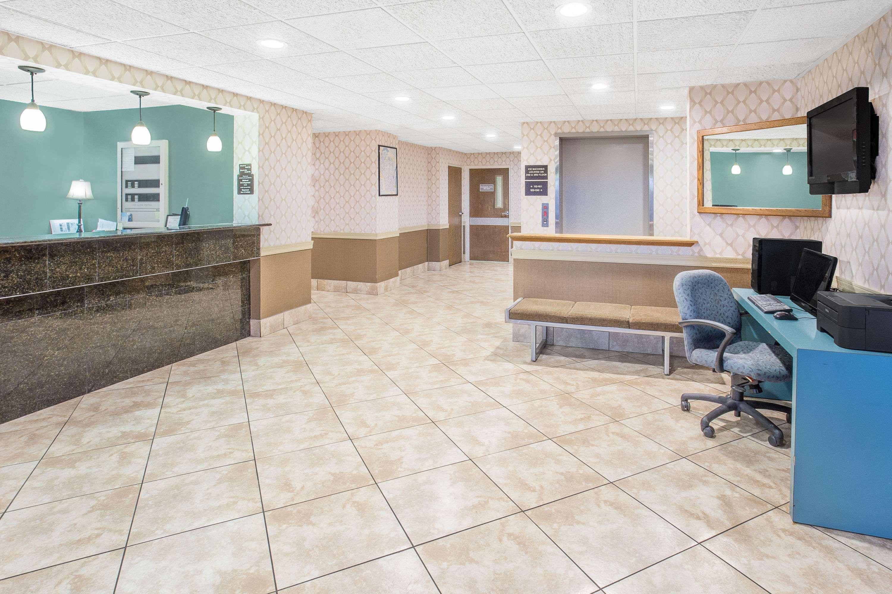 Baymont By Wyndham Janesville Luaran gambar